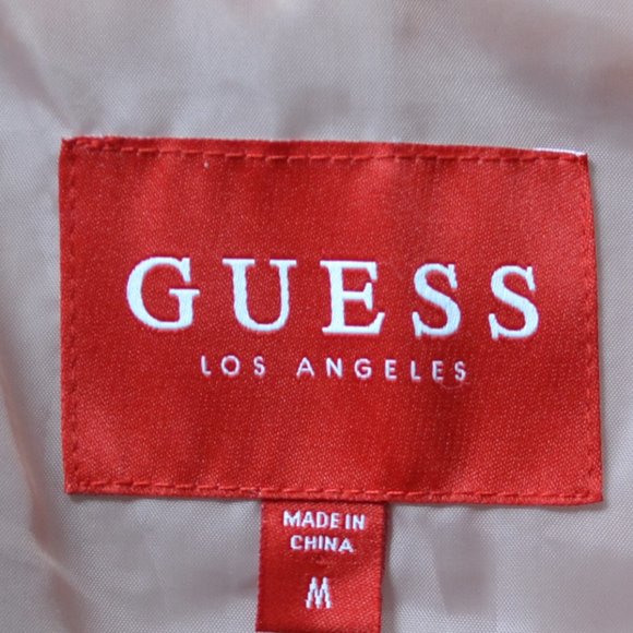 Warm sleeveless jacket Guess vest Pink pretty and soft perfect for colder days. - Picture 5 of 6